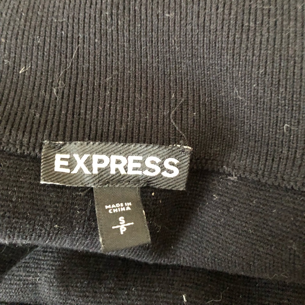 Express Black Skirt - Picture 6 of 8